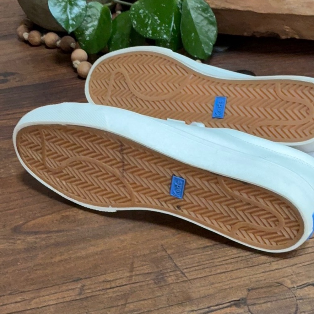 Keds size 8.5 - Picture 5 of 10